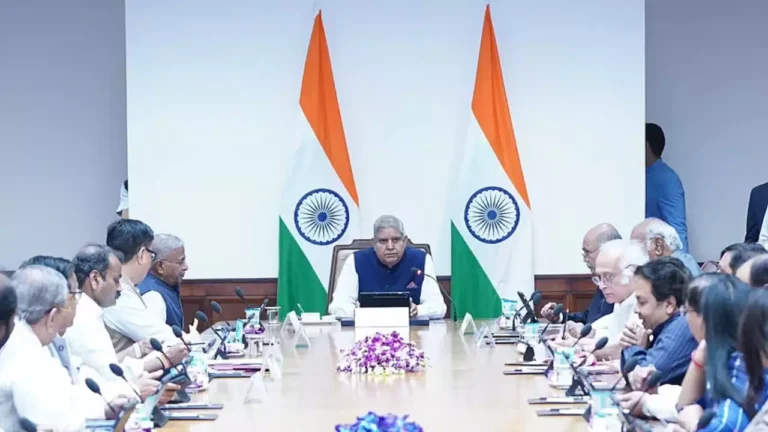 …तो क्या ‘बहाना’ बना रहे जगदीप धनखड़! कल 1 से 4:30 के बीच हुआ था धमाका, पता चल गई मीटिंग के अंदर की बात