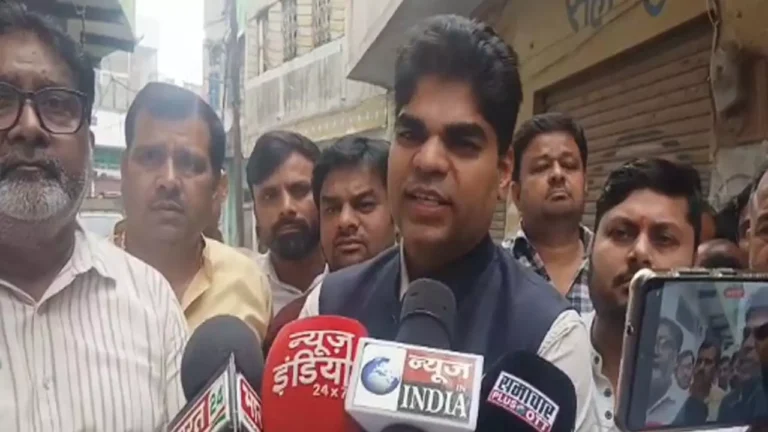 Firozabad News: सपा सांसद अक्षय यादव, बोले- ‘भाजपा चुनाव में करा रही वोट की चोरी’