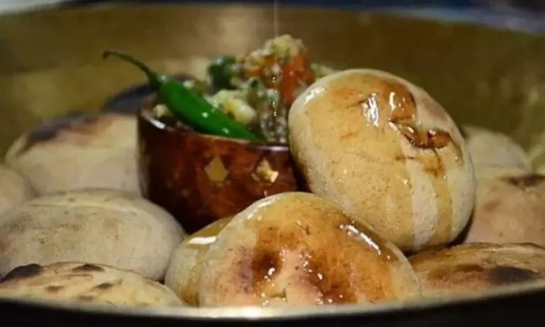 Litti-Chokha Ka Itihas: आइए जाने लिट्टी-चोखा का इतिहास, मुगल काल से स्वतंत्रता संग्राम तक का स्वाद