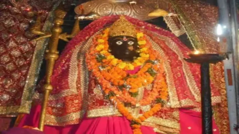 Danteshwari Temple: जानिए क्यों प्रसिद्ध है दंतेवाड़ा का 400 साल पुराना दंतेश्वरी मंदिर और रहस्यमयी इच्छा-पूर्ति स्तंभ
